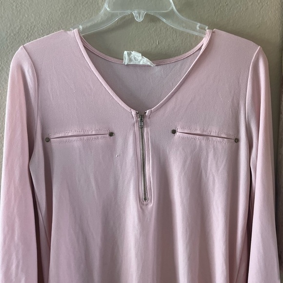 Sweet Wanderer pink maternity top with stretch size small - Picture 6 of 8